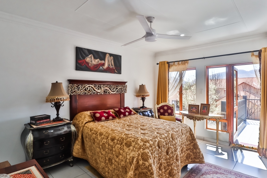 3 Bedroom Property for Sale in The Coves North West